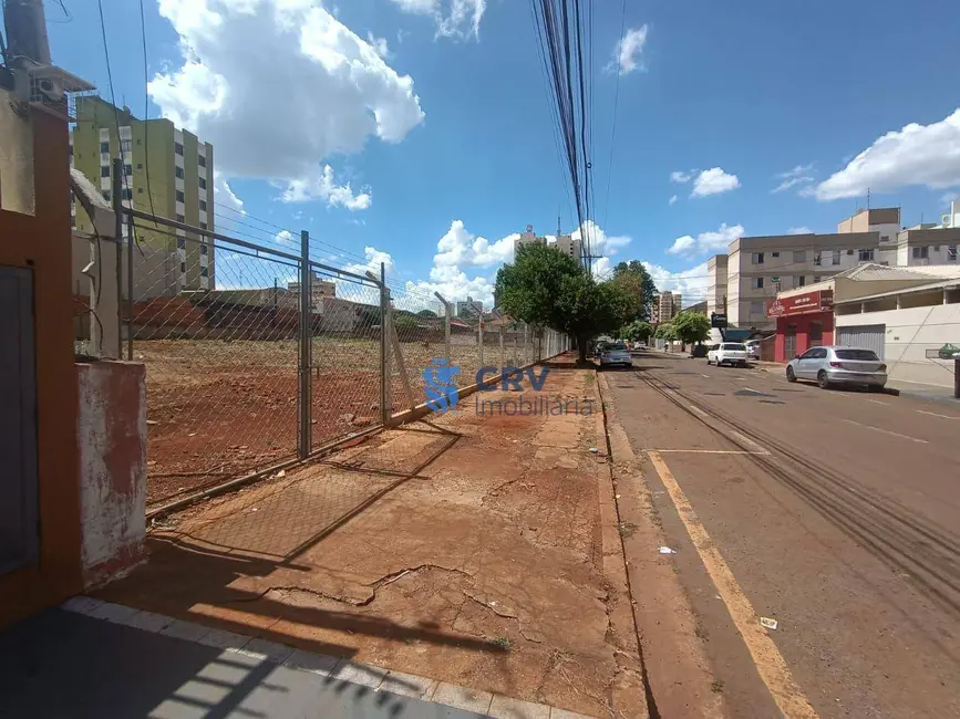 Foto 8 de Terreno / Lote à venda, 2400m2 em Vitória, Londrina - PR