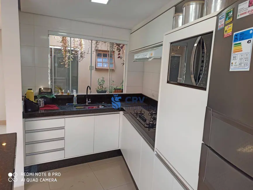 Casa com 3 quartos à venda, 282m2 em São Pedro, Londrina - PR - imagem 7 Foto 7 de Casa com 3 quartos à venda, 282m2 em São Pedro, Londrina - PR