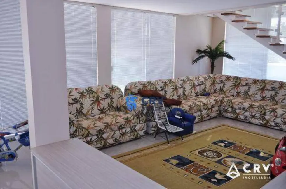 Chácara com 6 quartos à venda e para alugar, 5000m2 em Recanto dos Pinheiros, Cambe - PR - imagem 4 Foto 4 de Chácara com 6 quartos à venda e para alugar, 5000m2 em Recanto dos Pinheiros, Cambe - PR