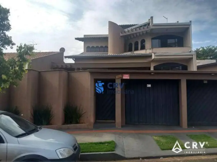 Casa com 4 quartos à venda, 338m2 em Londrina - PR - imagem 3 Foto 3 de Casa com 4 quartos à venda, 338m2 em Londrina - PR