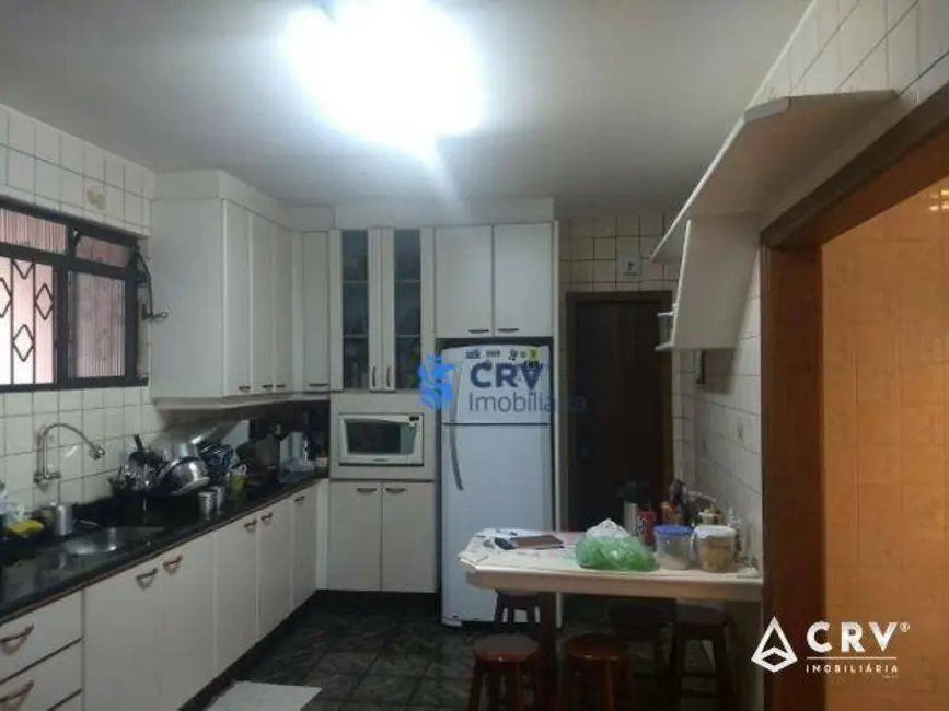 Foto 12 de Casa com 4 quartos à venda, 338m2 em Londrina - PR