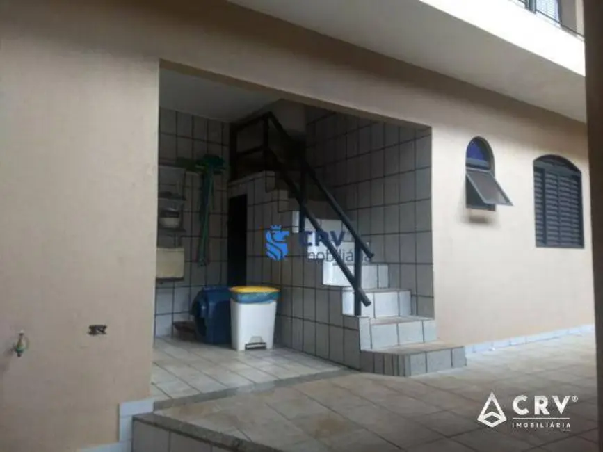 Foto 13 de Casa com 4 quartos à venda, 338m2 em Londrina - PR