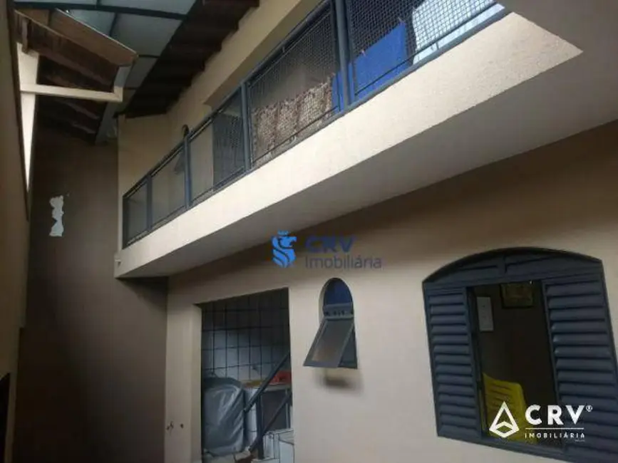 Foto 11 de Casa com 4 quartos à venda, 338m2 em Londrina - PR