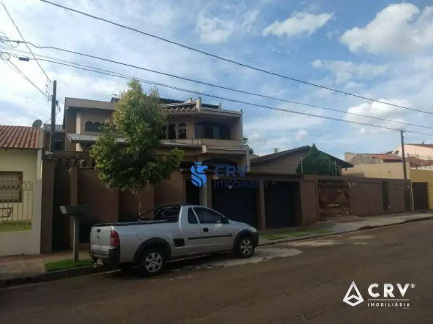 Casa com 4 quartos à venda, 338m2 em Londrina - PR - imagem 5 Foto 5 de Casa com 4 quartos à venda, 338m2 em Londrina - PR