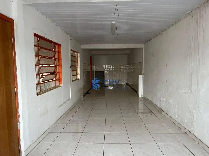 Casa com 3 quartos à venda, 378m2 em Centro, Londrina - PR - imagem 5 Foto 5 de Casa com 3 quartos à venda, 378m2 em Centro, Londrina - PR