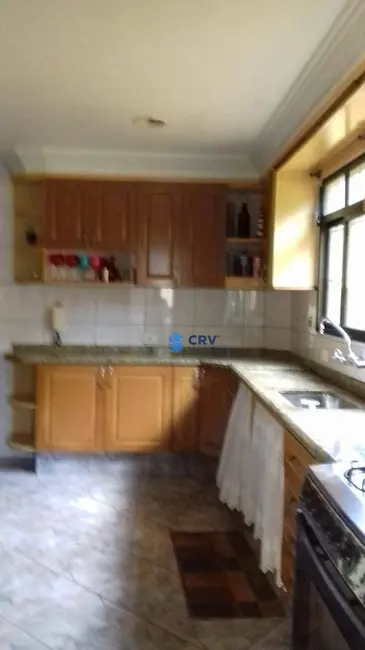 Foto 6 de Sobrado com 3 quartos à venda, 360m2 em Santos Dumont, Londrina - PR