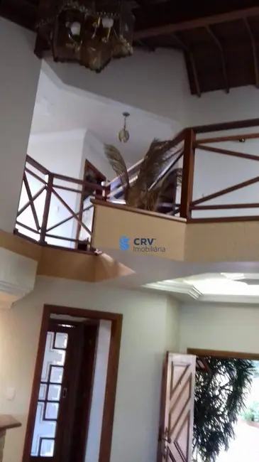 Foto 5 de Sobrado com 3 quartos à venda, 360m2 em Santos Dumont, Londrina - PR