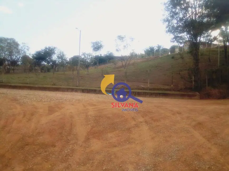 Foto 1 de Terreno / Lote à venda, 1000m2 em Centro, Matozinhos - MG