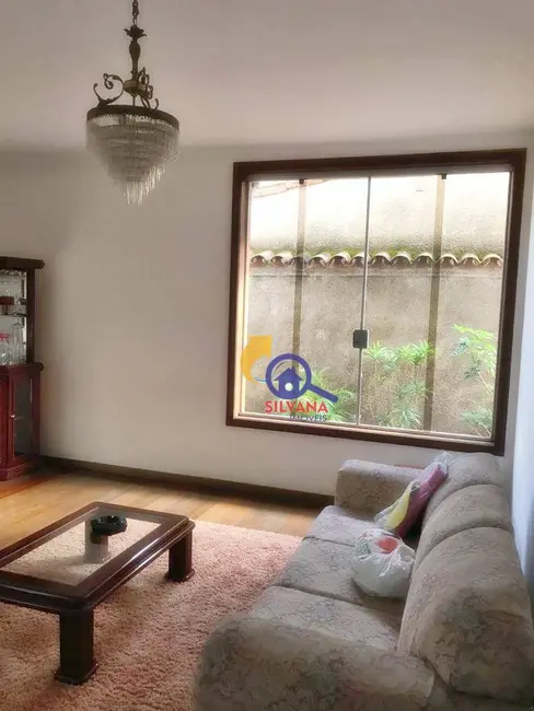 Foto 1 de Casa com 4 quartos à venda, 360m2 em Santa Branca, Belo Horizonte - MG