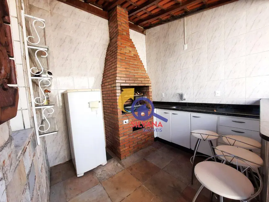 Cobertura com 4 quartos à venda e para alugar, 268m2 em Ipiranga, Belo Horizonte - MG - imagem 6 Foto 6 de Cobertura com 4 quartos à venda e para alugar, 268m2 em Ipiranga, Belo Horizonte - MG