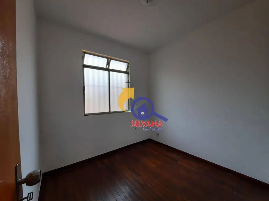 Apartamento com 3 quartos para alugar, 100m2 em Alto Caiçaras, Belo Horizonte - MG - imagem 6 Foto 6 de Apartamento com 3 quartos para alugar, 100m2 em Alto Caiçaras, Belo Horizonte - MG