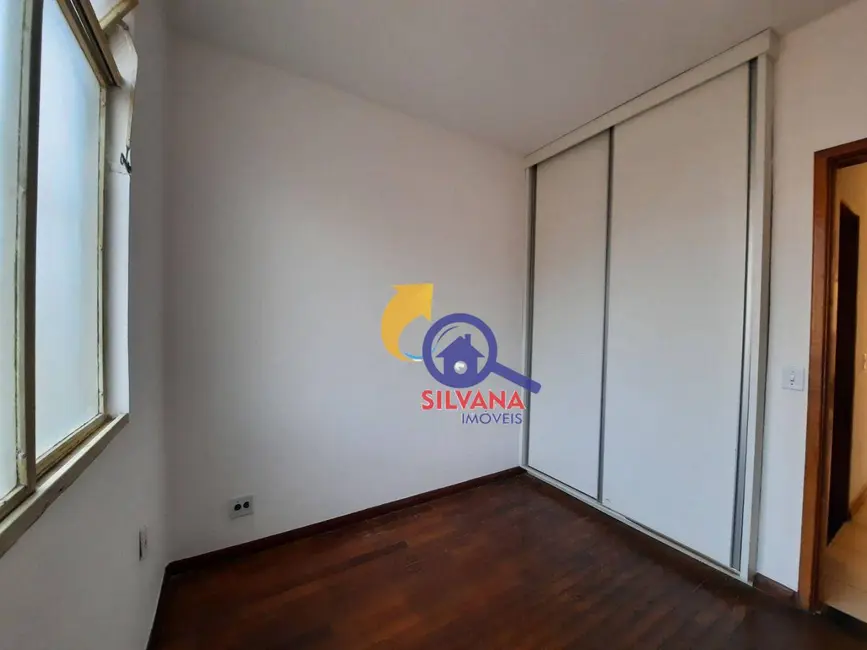 Apartamento com 3 quartos para alugar, 100m2 em Alto Caiçaras, Belo Horizonte - MG - imagem 5 Foto 5 de Apartamento com 3 quartos para alugar, 100m2 em Alto Caiçaras, Belo Horizonte - MG