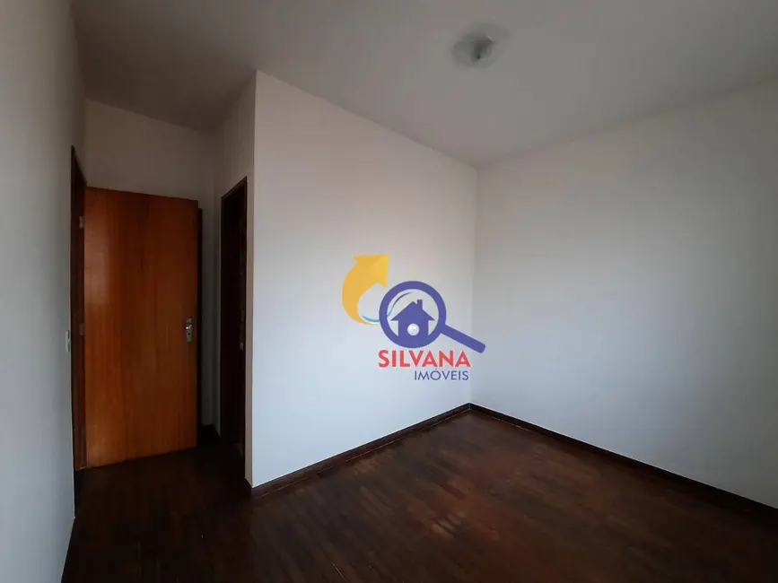 Apartamento com 3 quartos para alugar, 100m2 em Alto Caiçaras, Belo Horizonte - MG - imagem 4 Foto 4 de Apartamento com 3 quartos para alugar, 100m2 em Alto Caiçaras, Belo Horizonte - MG