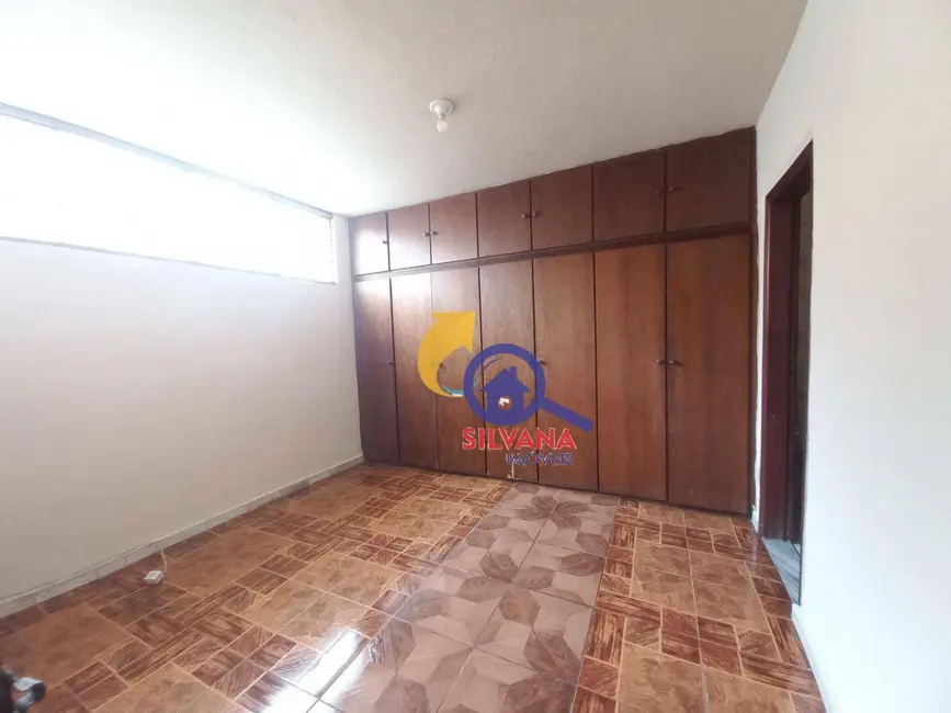 Casa com 3 quartos para alugar, 360m2 em Jaraguá, Belo Horizonte - MG - imagem 4 Foto 4 de Casa com 3 quartos para alugar, 360m2 em Jaraguá, Belo Horizonte - MG