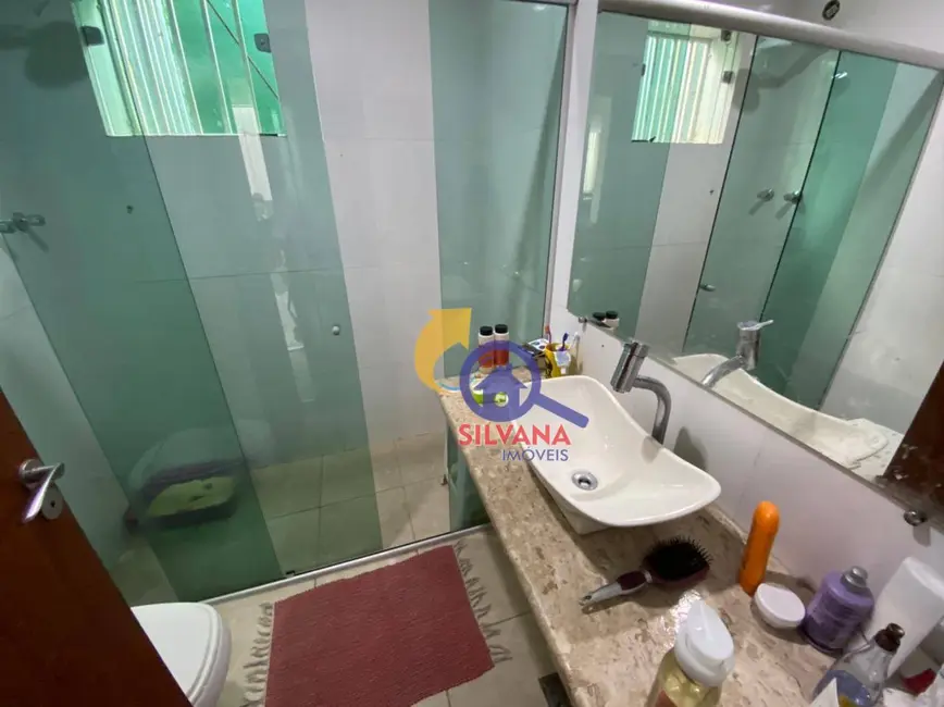 Foto 3 de Casa com 3 quartos à venda, 370m2 em Indaiá, Belo Horizonte - MG