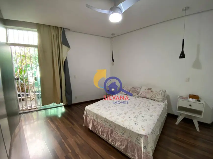 Foto 4 de Casa com 3 quartos à venda, 370m2 em Indaiá, Belo Horizonte - MG