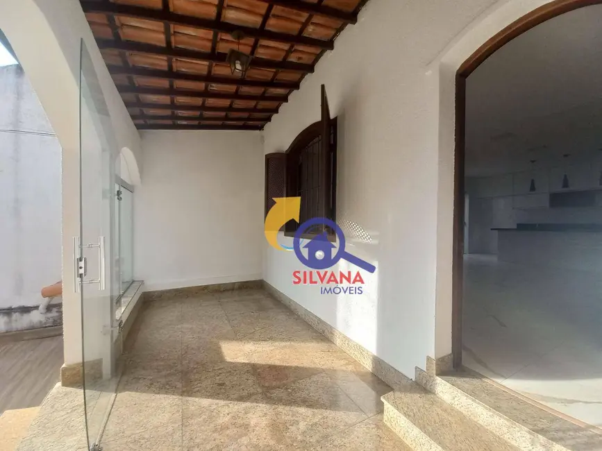 Foto 4 de Casa com 3 quartos para alugar, 360m2 em Liberdade, Belo Horizonte - MG