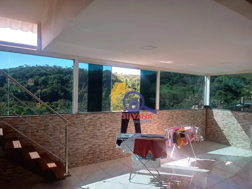 Casa com 2 quartos à venda, 210m2 em Granja de Freitas, Belo Horizonte - MG - imagem 3 Foto 3 de Casa com 2 quartos à venda, 210m2 em Granja de Freitas, Belo Horizonte - MG