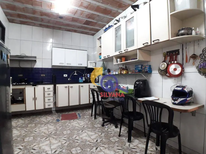 Casa com 3 quartos à venda, 200m2 em Planalto, Belo Horizonte - MG - imagem 3 Foto 3 de Casa com 3 quartos à venda, 200m2 em Planalto, Belo Horizonte - MG
