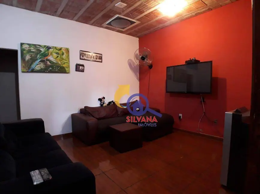 Casa com 3 quartos à venda, 200m2 em Planalto, Belo Horizonte - MG - imagem 7 Foto 7 de Casa com 3 quartos à venda, 200m2 em Planalto, Belo Horizonte - MG