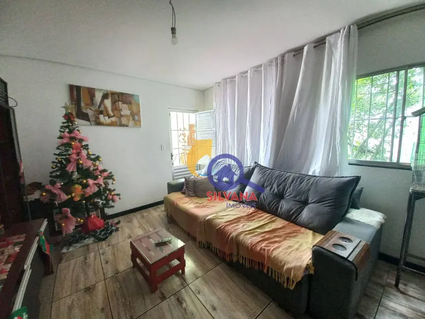Foto 1 de Casa com 3 quartos à venda, 200m2 em Solimões, Belo Horizonte - MG