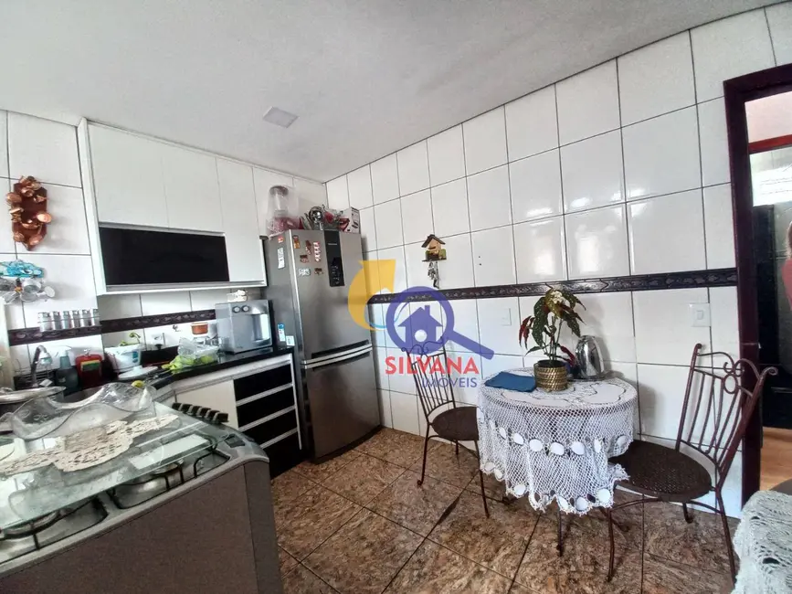 Foto 6 de Apartamento com 2 quartos à venda, 360m2 em Santa Rosa, Belo Horizonte - MG