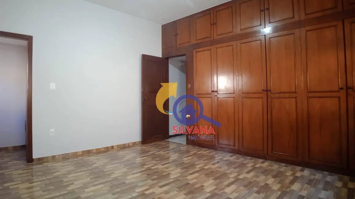 Foto 6 de Casa com 3 quartos para alugar, 360m2 em Jaraguá, Belo Horizonte - MG