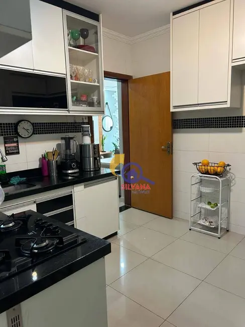 Foto 4 de Casa de Condomínio com 3 quartos à venda, 146m2 em Contagem - MG