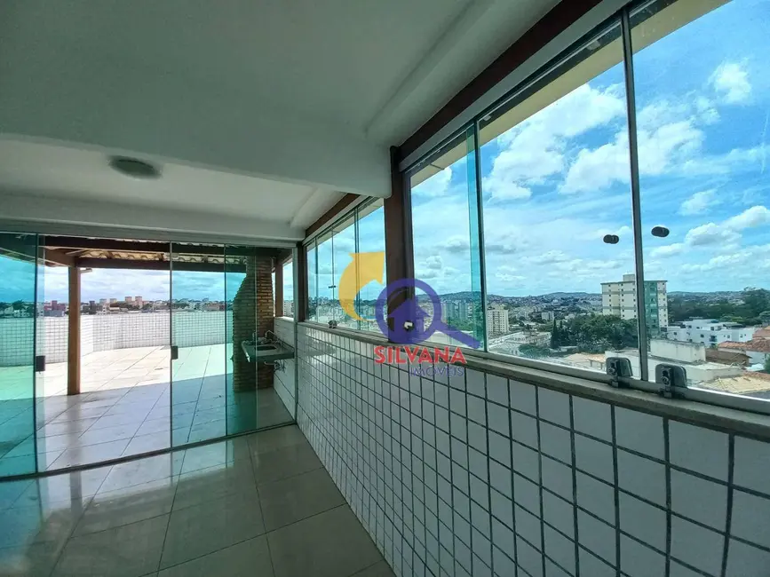 Foto 1 de Cobertura com 5 quartos para alugar, 240m2 em Itapoã, Belo Horizonte - MG