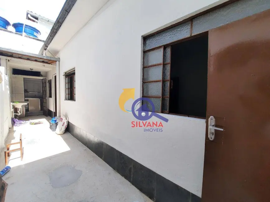 Foto 2 de Casa com 2 quartos para alugar, 360m2 em Ipiranga, Belo Horizonte - MG