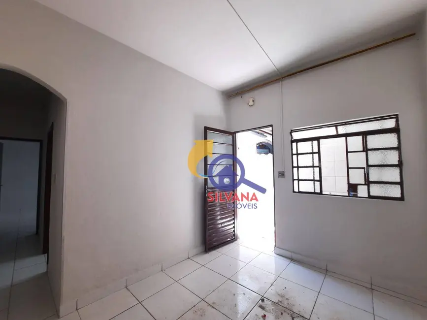 Foto 5 de Casa com 2 quartos para alugar, 360m2 em Ipiranga, Belo Horizonte - MG