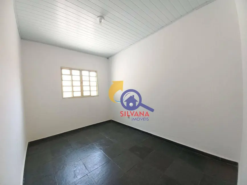 Foto 3 de Casa com 2 quartos para alugar, 56m2 em Universitário, Belo Horizonte - MG
