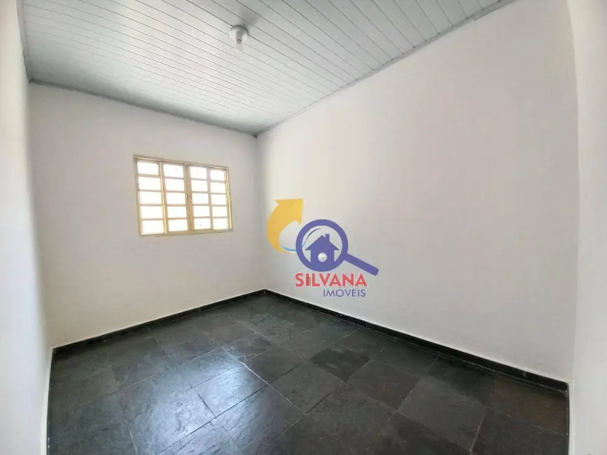 Foto 4 de Casa com 2 quartos para alugar, 56m2 em Universitário, Belo Horizonte - MG