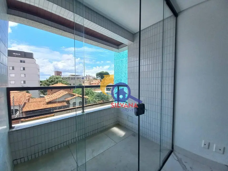 Foto 2 de Apartamento com 3 quartos à venda, 70m2 em Itapoã, Belo Horizonte - MG