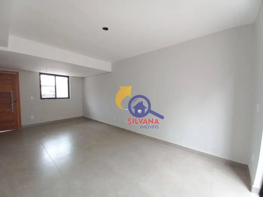 Foto 2 de Casa com 3 quartos à venda, 90m2 em Planalto, Belo Horizonte - MG