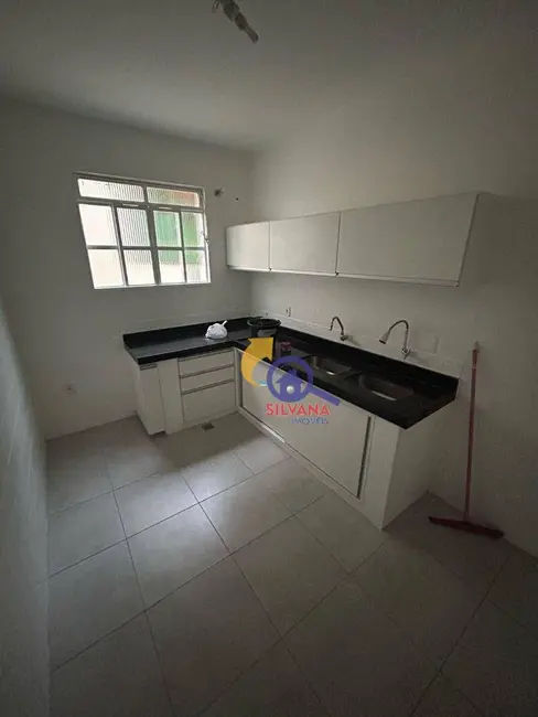 Casa com 6 quartos para alugar, 360m2 em Dona Clara, Belo Horizonte - MG - imagem 4 Foto 4 de Casa com 6 quartos para alugar, 360m2 em Dona Clara, Belo Horizonte - MG