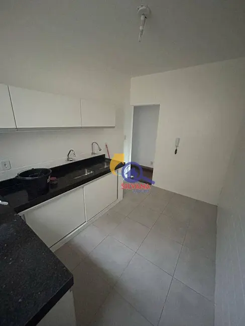 Casa com 6 quartos para alugar, 360m2 em Dona Clara, Belo Horizonte - MG - imagem 5 Foto 5 de Casa com 6 quartos para alugar, 360m2 em Dona Clara, Belo Horizonte - MG