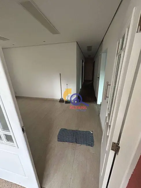 Casa com 6 quartos para alugar, 360m2 em Dona Clara, Belo Horizonte - MG - imagem 3 Foto 3 de Casa com 6 quartos para alugar, 360m2 em Dona Clara, Belo Horizonte - MG
