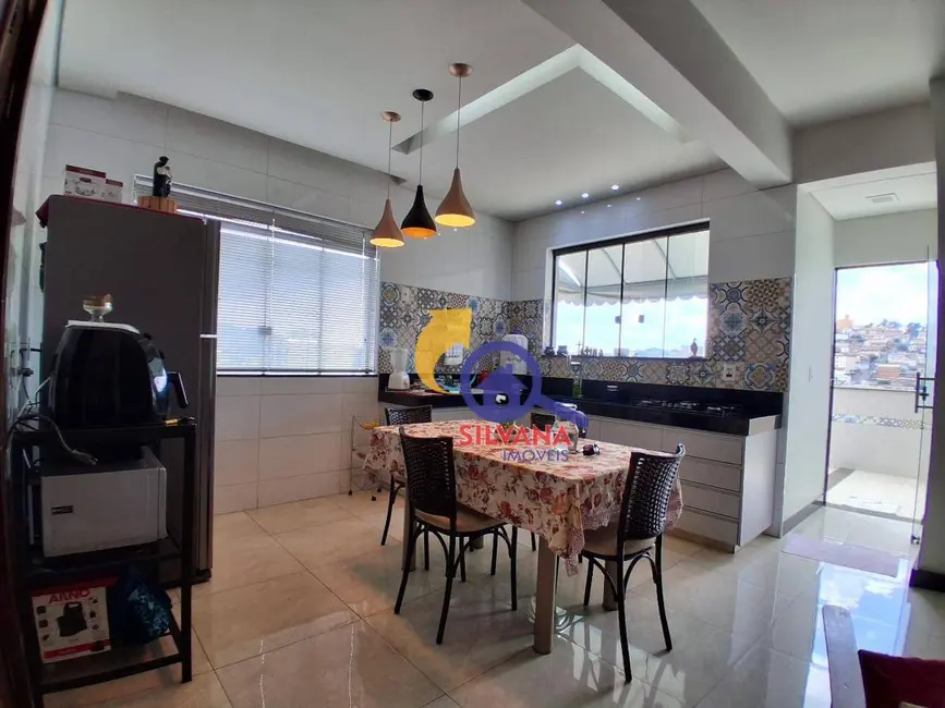 Cobertura com 4 quartos à venda, 140m2 em Lagoinha, Belo Horizonte - MG - imagem 5 Foto 5 de Cobertura com 4 quartos à venda, 140m2 em Lagoinha, Belo Horizonte - MG