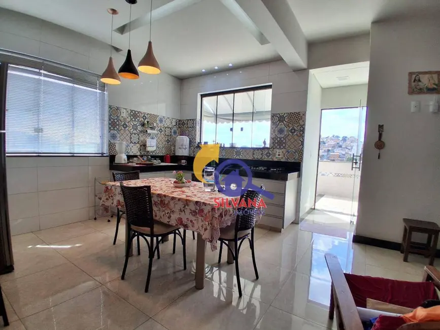 Cobertura com 4 quartos à venda, 140m2 em Lagoinha, Belo Horizonte - MG - imagem 6 Foto 6 de Cobertura com 4 quartos à venda, 140m2 em Lagoinha, Belo Horizonte - MG