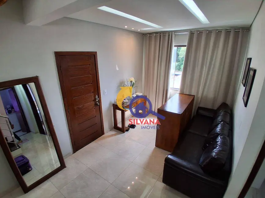 Cobertura com 4 quartos à venda, 140m2 em Lagoinha, Belo Horizonte - MG - imagem 3 Foto 3 de Cobertura com 4 quartos à venda, 140m2 em Lagoinha, Belo Horizonte - MG