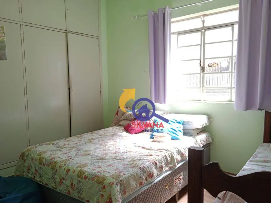 Casa com 5 quartos à venda, 360m2 em Santa Amélia, Belo Horizonte - MG - imagem 7 Foto 7 de Casa com 5 quartos à venda, 360m2 em Santa Amélia, Belo Horizonte - MG
