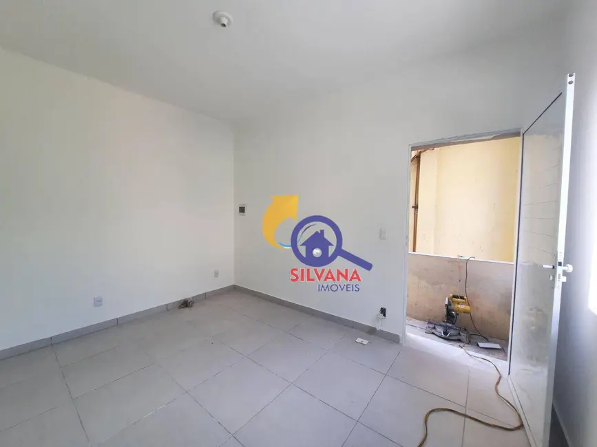 Foto 3 de Apartamento com 3 quartos para alugar, 50m2 em Belo Horizonte - MG