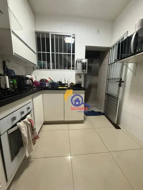 Foto 4 de Apartamento com 2 quartos para alugar, 860m2 em Santa Rosa, Belo Horizonte - MG