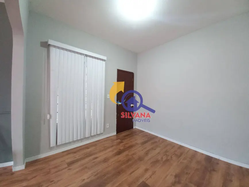 Foto 2 de Casa com 3 quartos para alugar, 356m2 em Indaiá, Belo Horizonte - MG