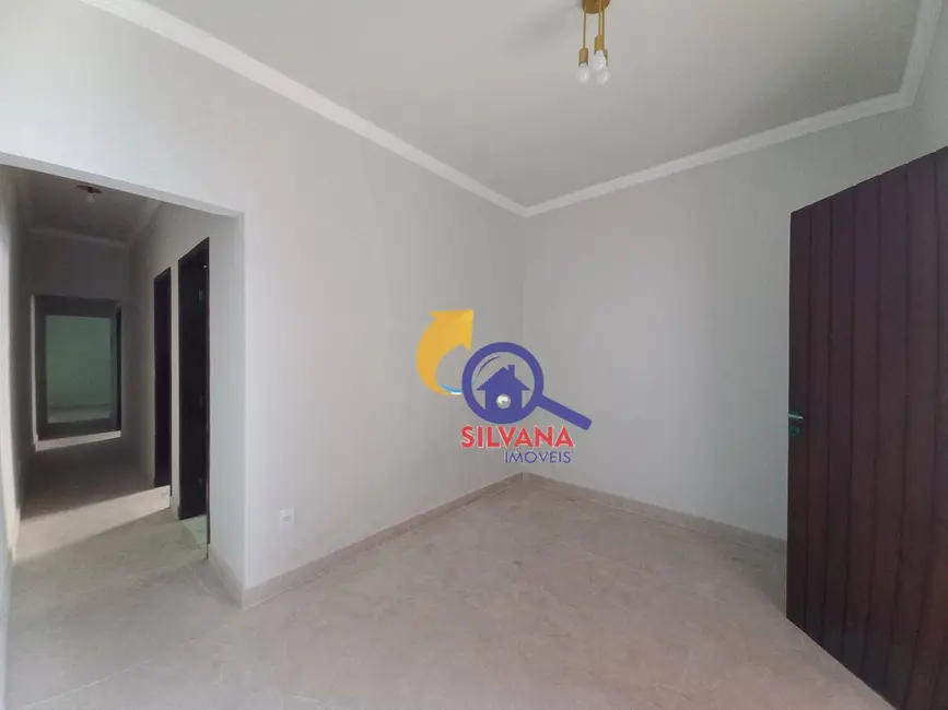 Casa com 2 quartos para alugar, 200m2 em Jaraguá, Belo Horizonte - MG - imagem 1 Foto 1 de Casa com 2 quartos para alugar, 200m2 em Jaraguá, Belo Horizonte - MG