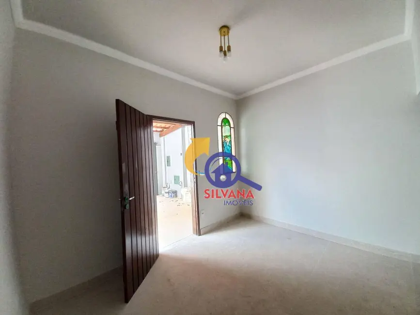 Casa com 2 quartos para alugar, 200m2 em Jaraguá, Belo Horizonte - MG - imagem 4 Foto 4 de Casa com 2 quartos para alugar, 200m2 em Jaraguá, Belo Horizonte - MG