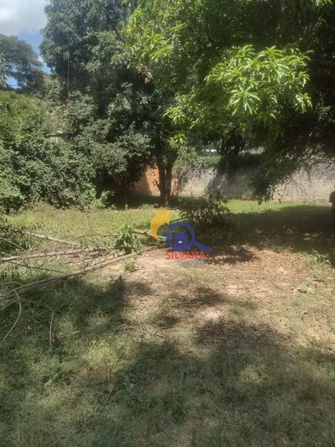 Foto 2 de Terreno / Lote à venda, 729m2 em Contagem - MG