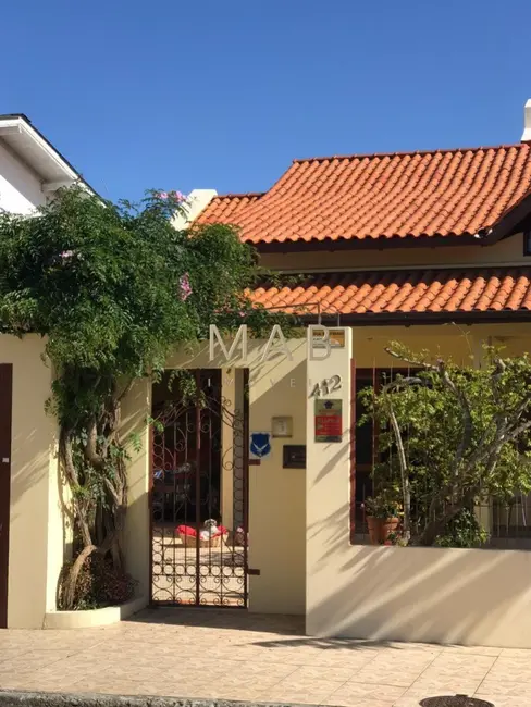 Casa com 5 quartos à venda, 316m2 em Florianopolis - SC - imagem 3 Foto 3 de Casa com 5 quartos à venda, 316m2 em Florianopolis - SC