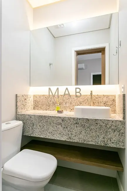 Apartamento com 1 quarto à venda, 53m2 em Cachoeira do Bom Jesus, Florianopolis - SC - imagem 3 Foto 3 de Apartamento com 1 quarto à venda, 53m2 em Cachoeira do Bom Jesus, Florianopolis - SC